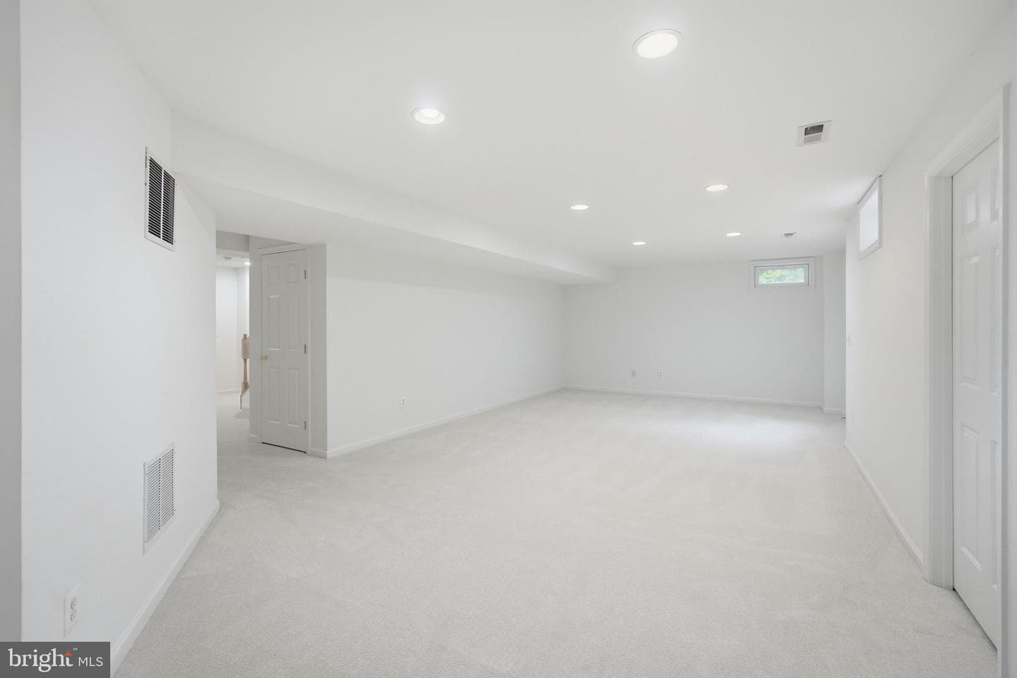 15405 Milton Hall Place photo 33