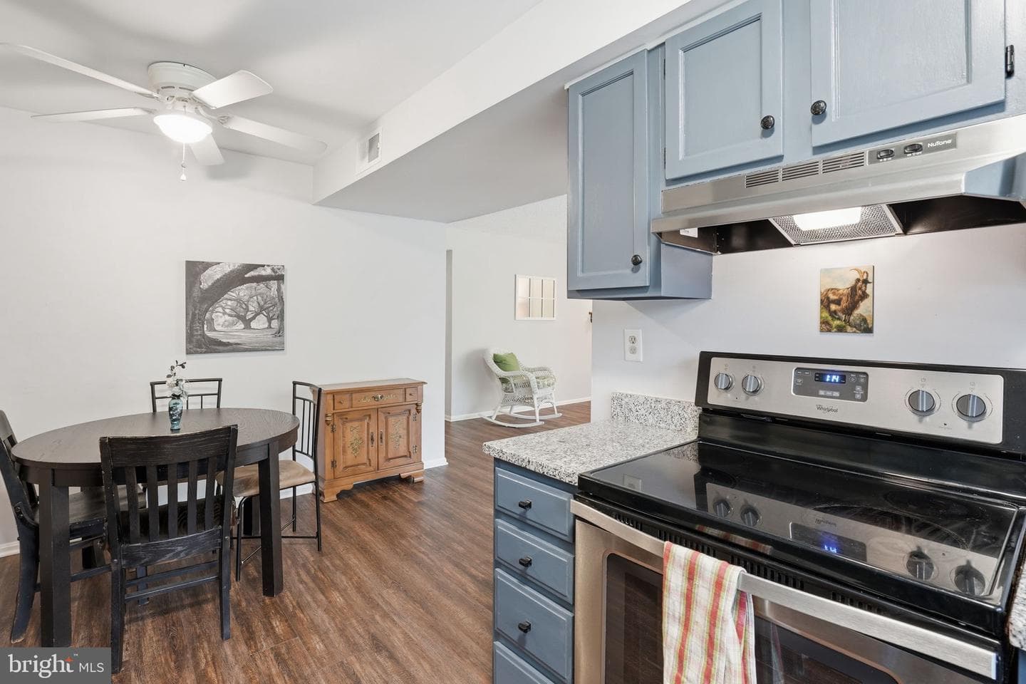 12250 Stevenson Court photo 9