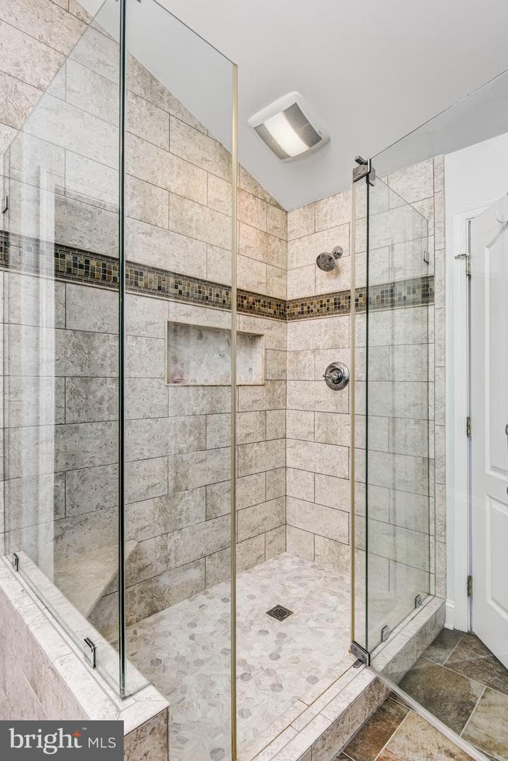 5814 Seven Pines Court photo 30