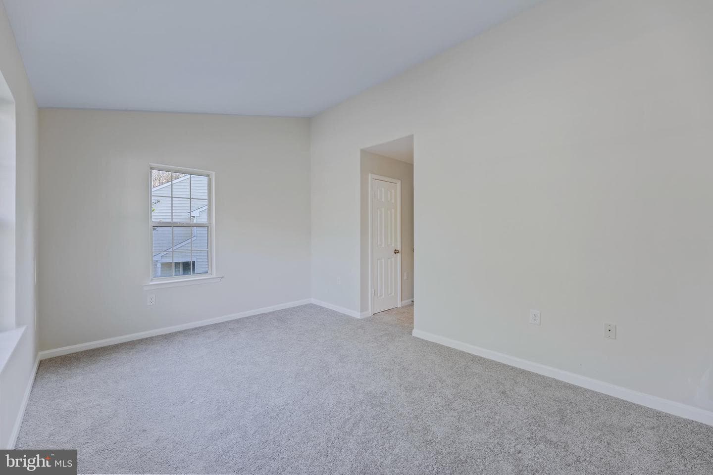 5121 Spring Branch Boulevard photo 16