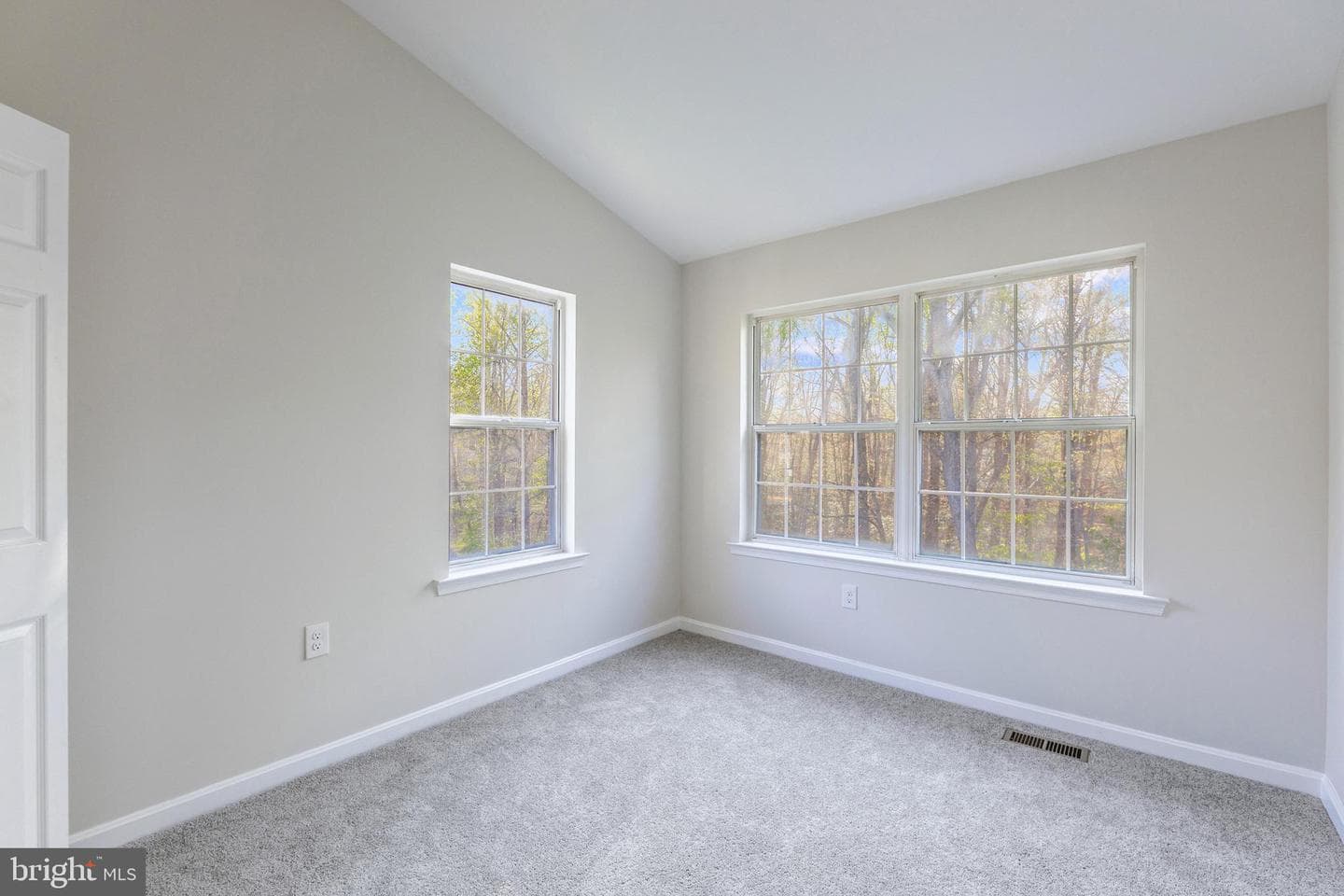 5121 Spring Branch Boulevard photo 20