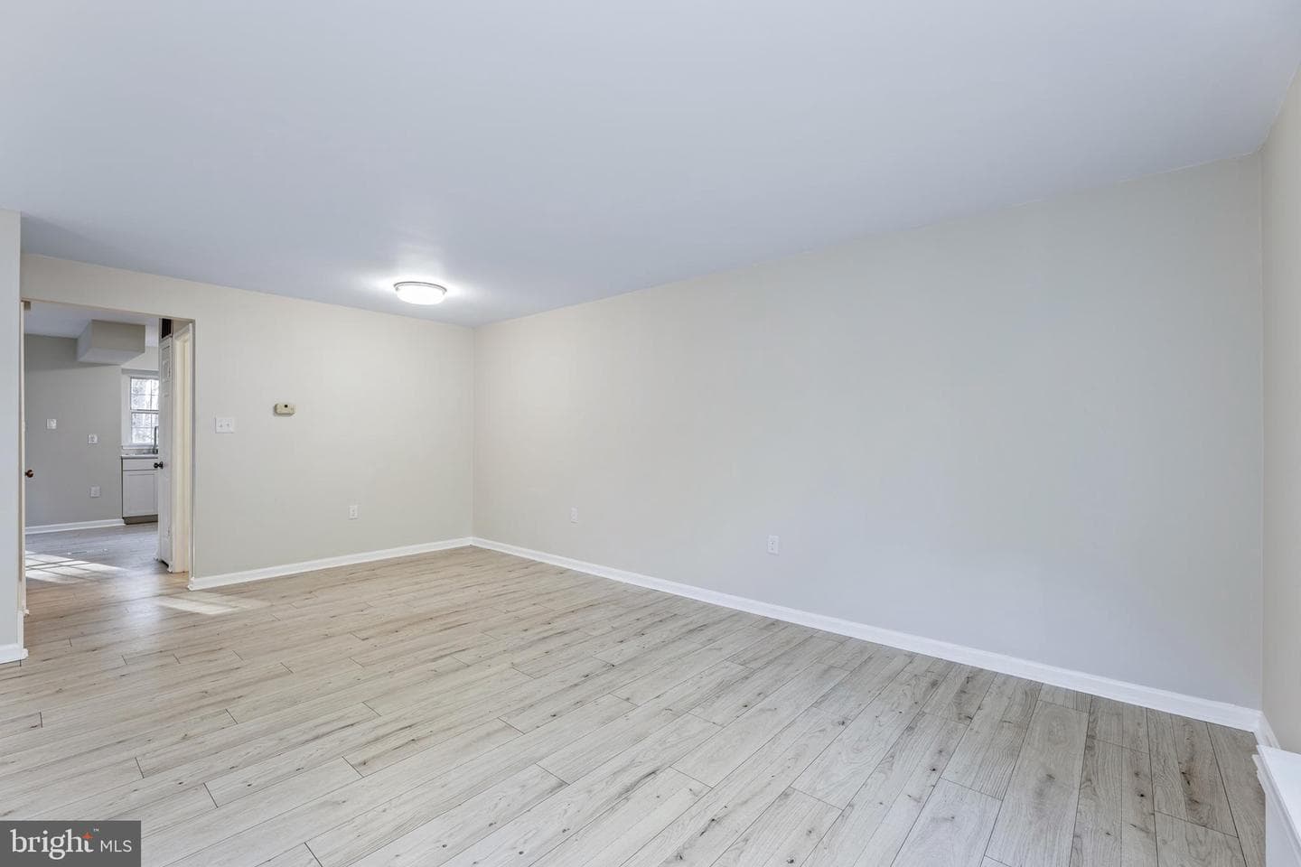 5121 Spring Branch Boulevard photo 6