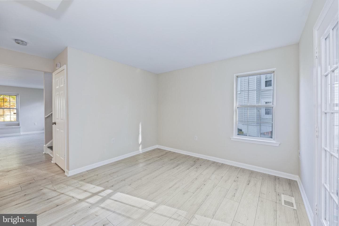 5121 Spring Branch Boulevard photo 9