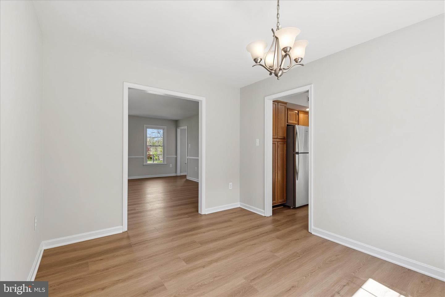 8227 Sunset Drive photo 13