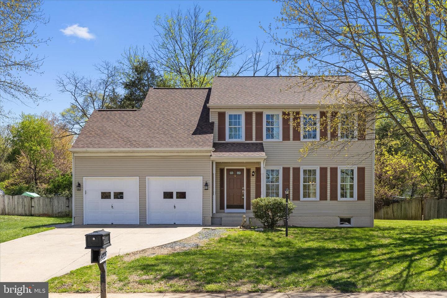 8227 Sunset Drive photo 2