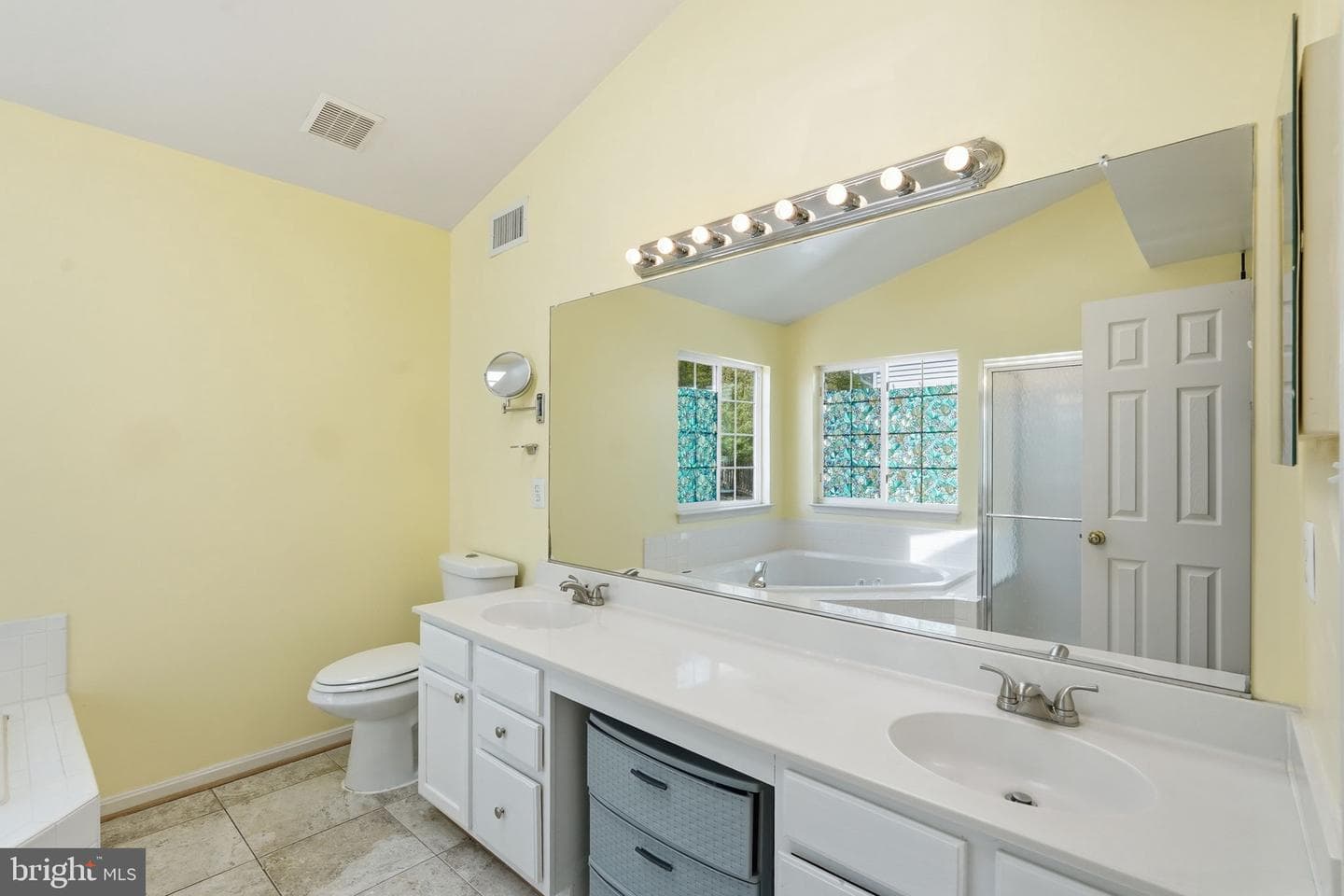 15501 Ambergate Drive photo 26