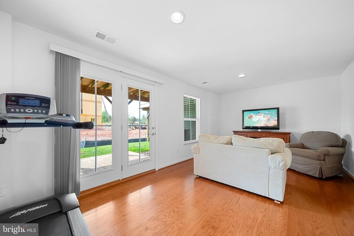 10757 Hinton Way photo 5