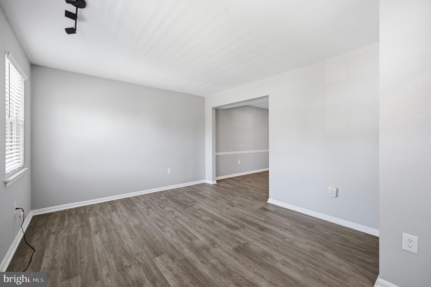 6079 Ponhill Drive photo 14