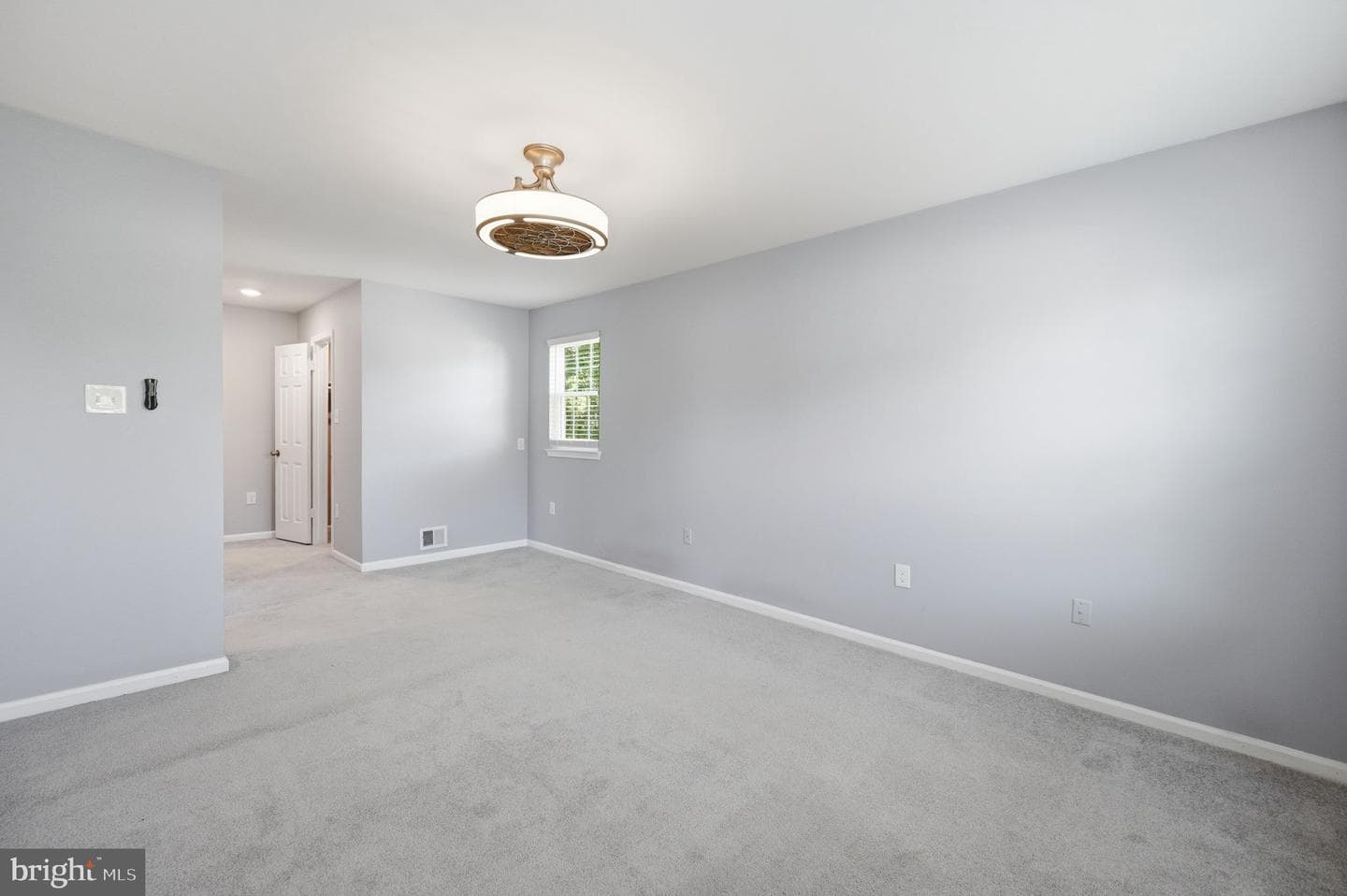 6079 Ponhill Drive photo 18