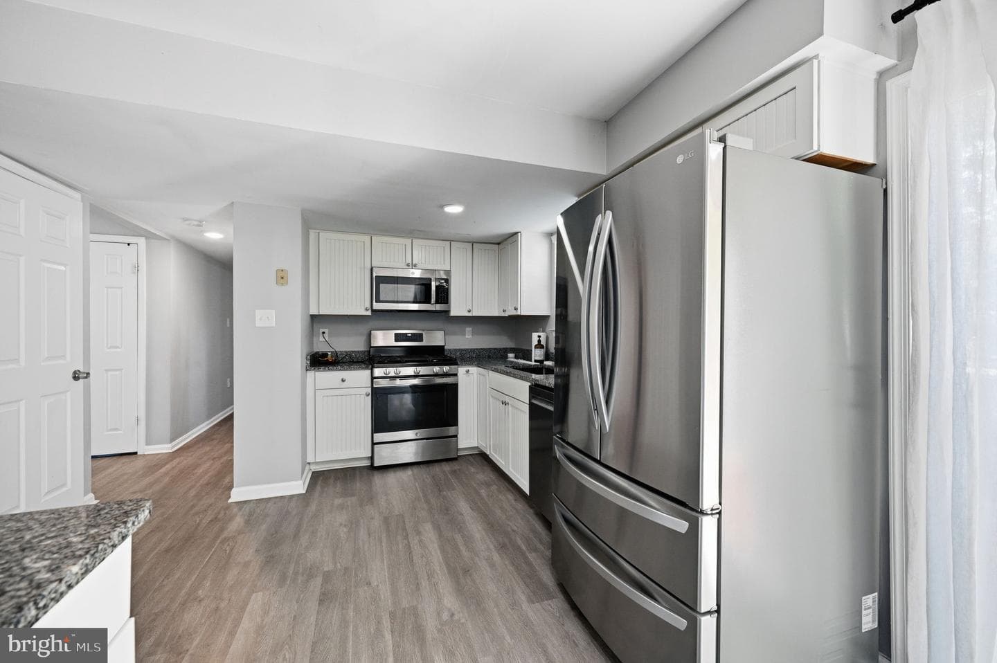 6079 Ponhill Drive photo 31