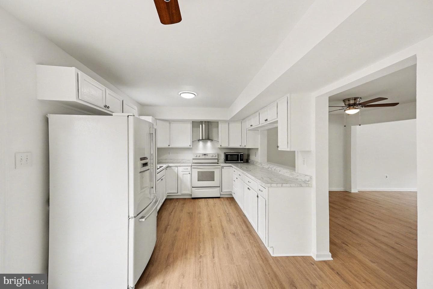 14546 Bisbee Court photo 6