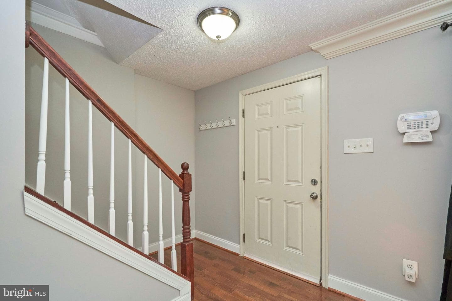 3242 Wyndale Court photo 5