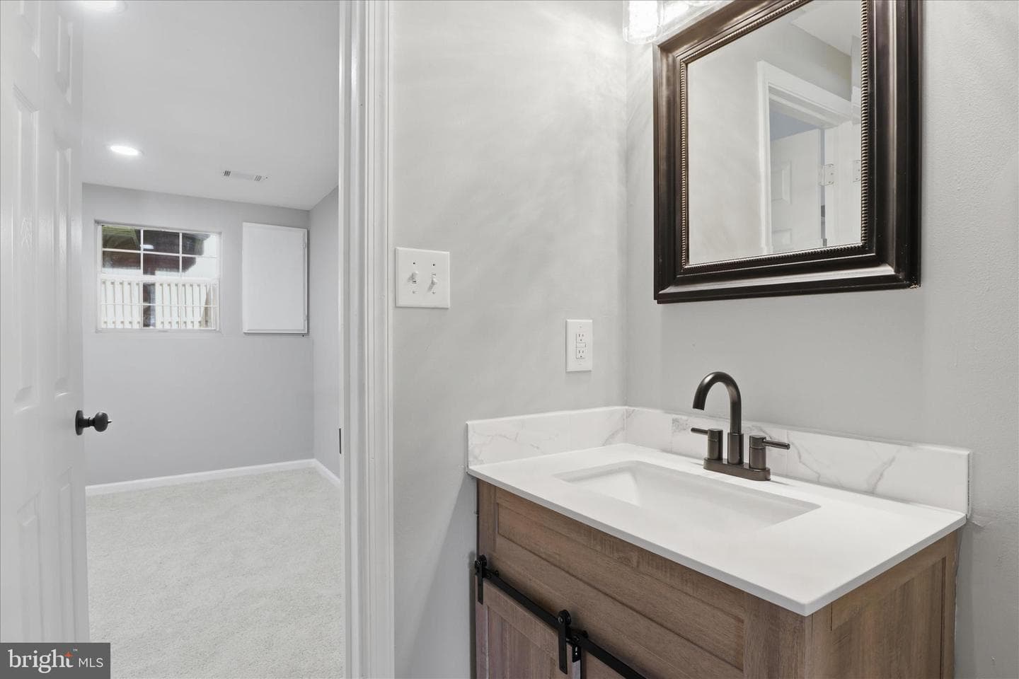 3072 Antrim Circle photo 19