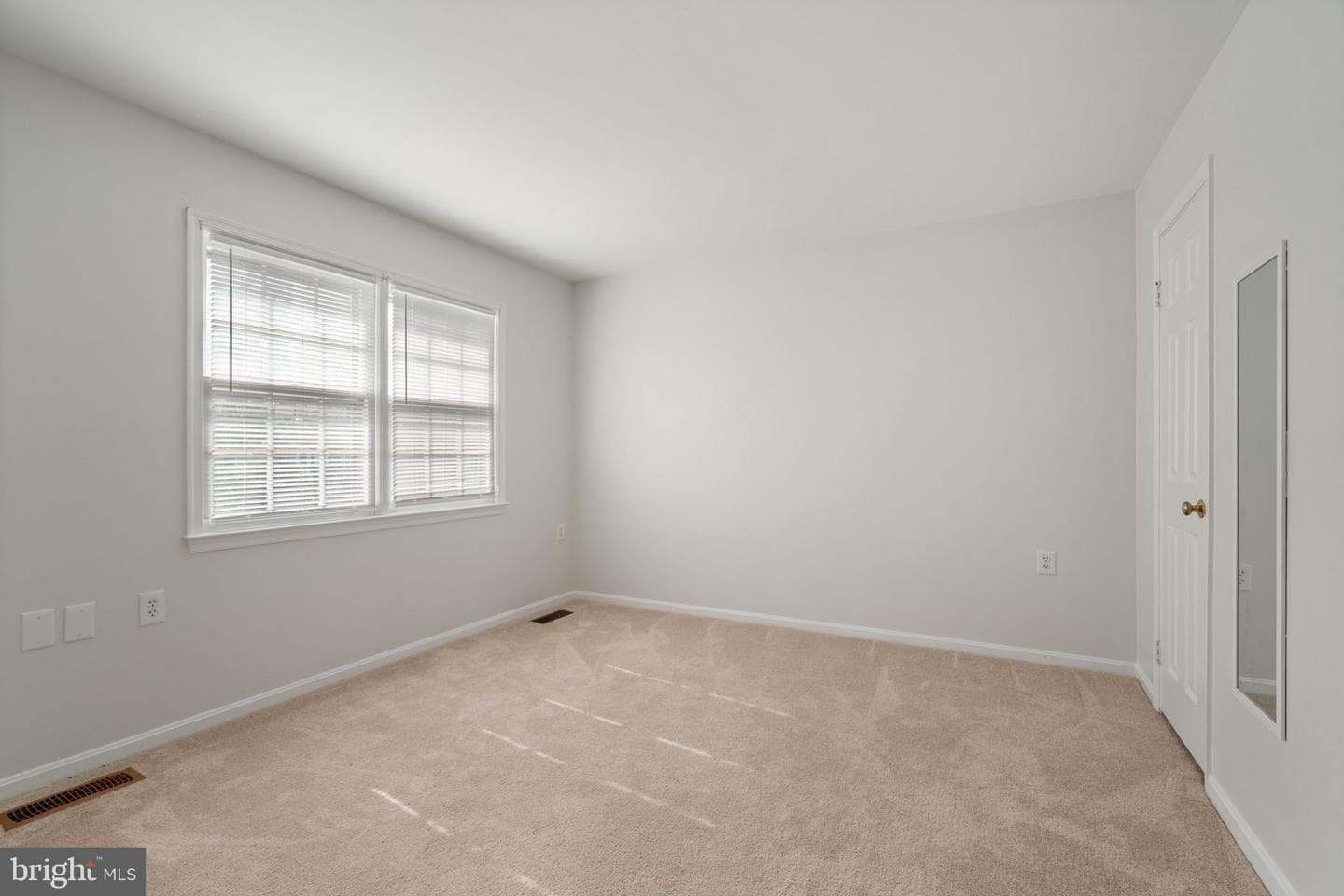 12461 Hedges Run Drive photo 29