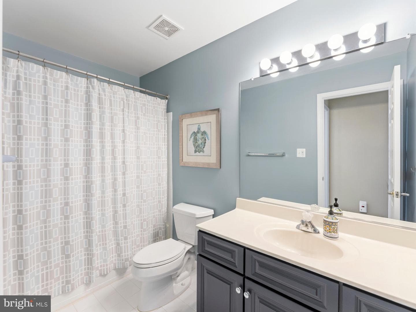 13814 Custis Square photo 30
