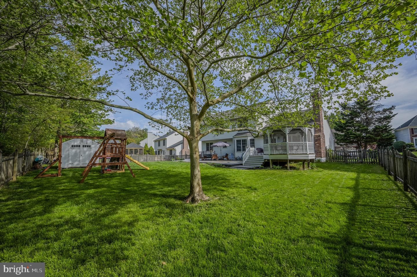 16087 Olmstead Lane photo 3