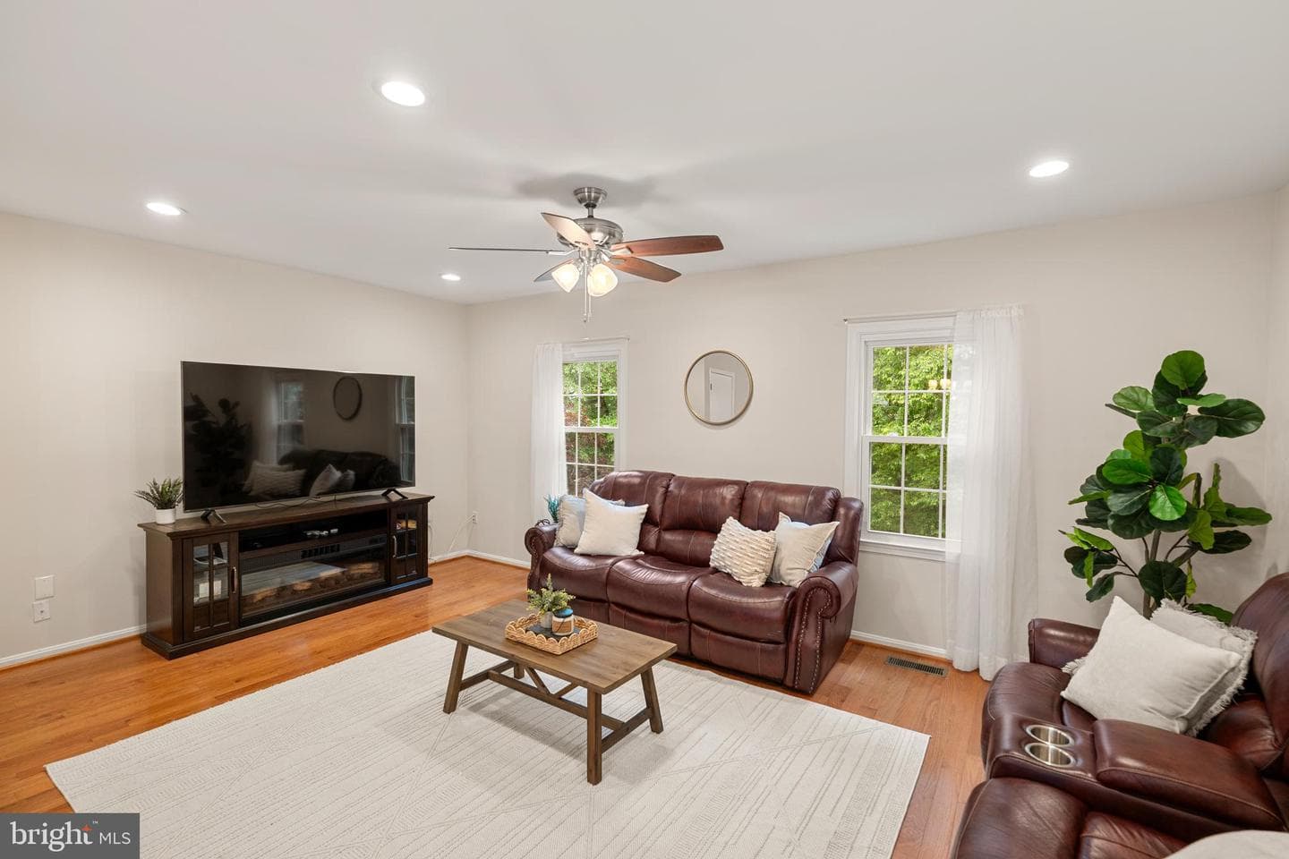 3089 Tecumseh Court photo 10