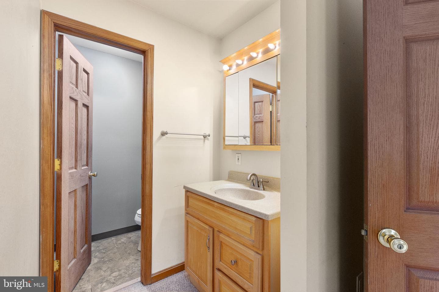 13737 Langstone Drive photo 25