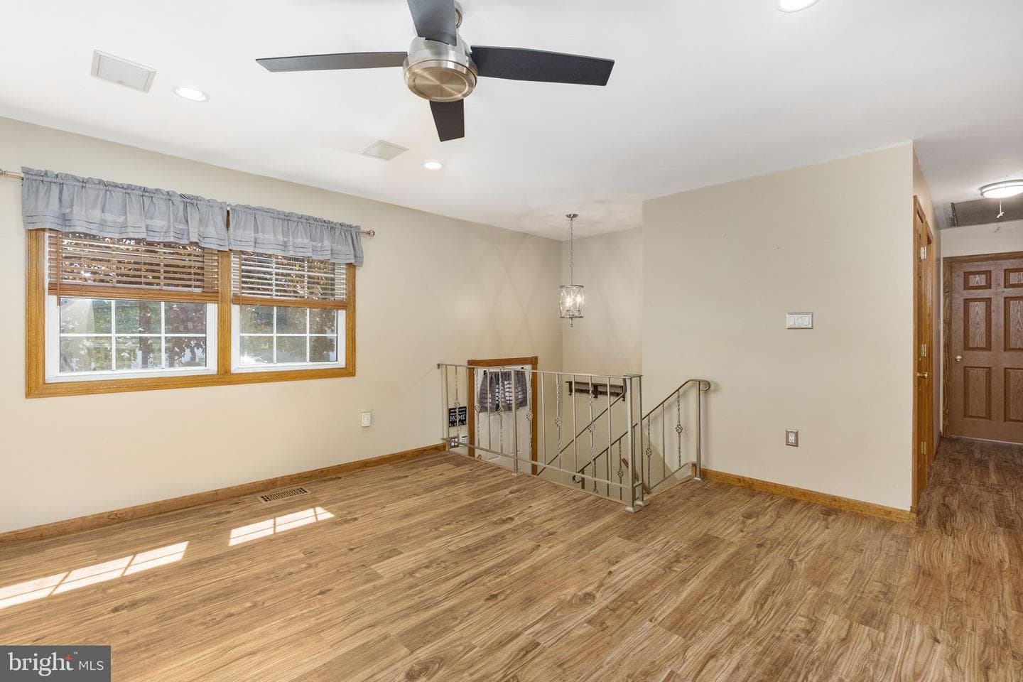 13737 Langstone Drive photo 5