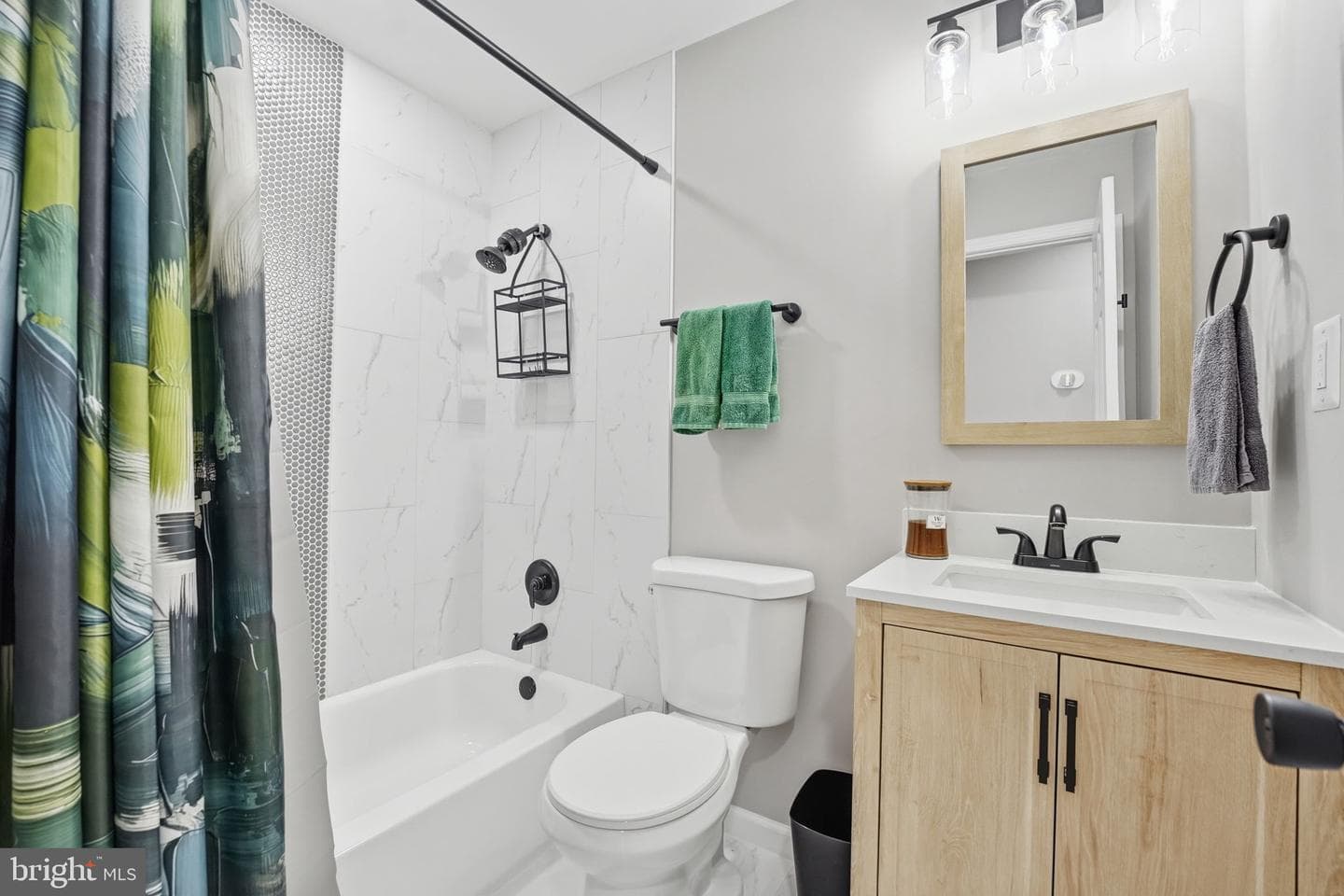 3008 Albany Court photo 13