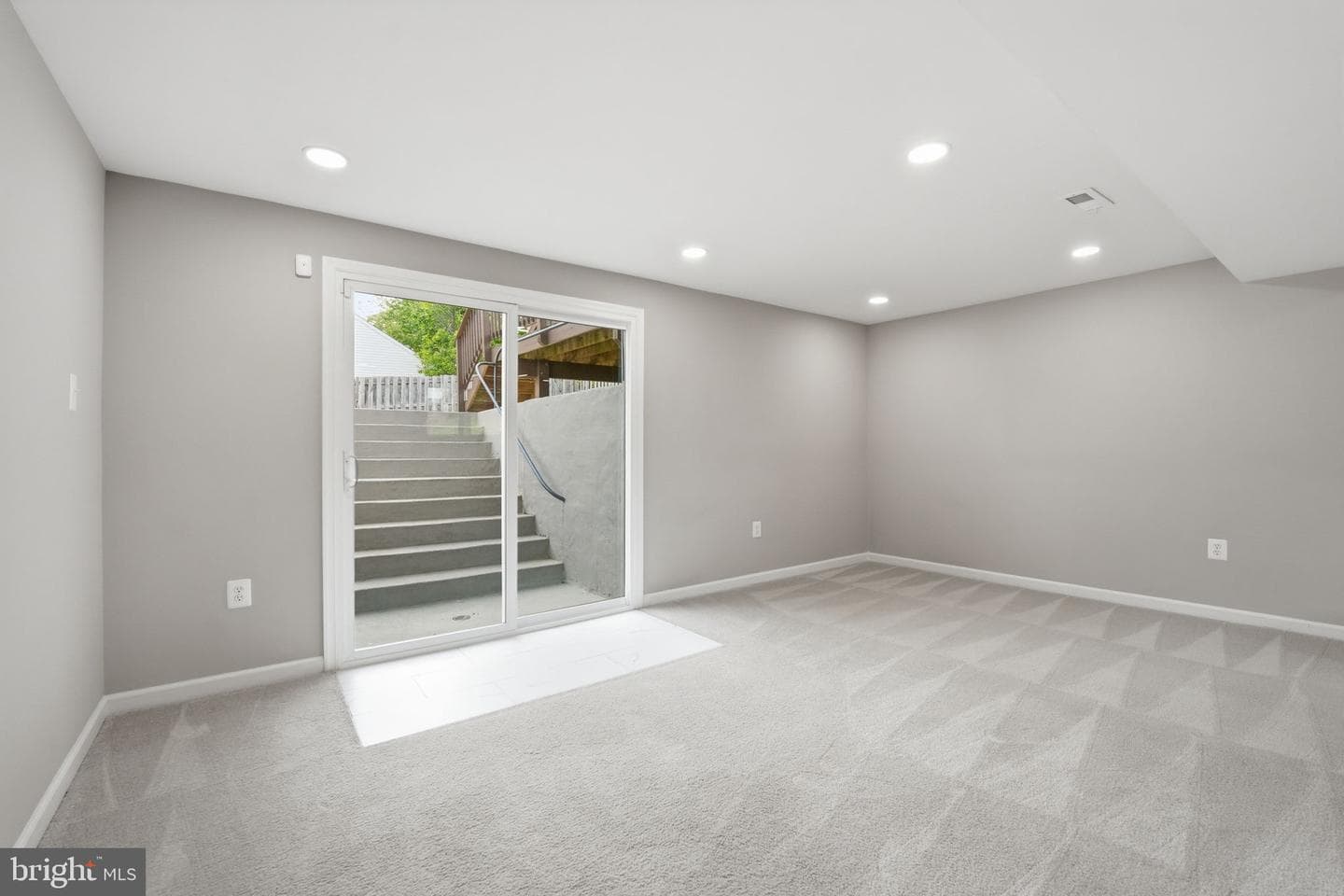 3008 Albany Court photo 19