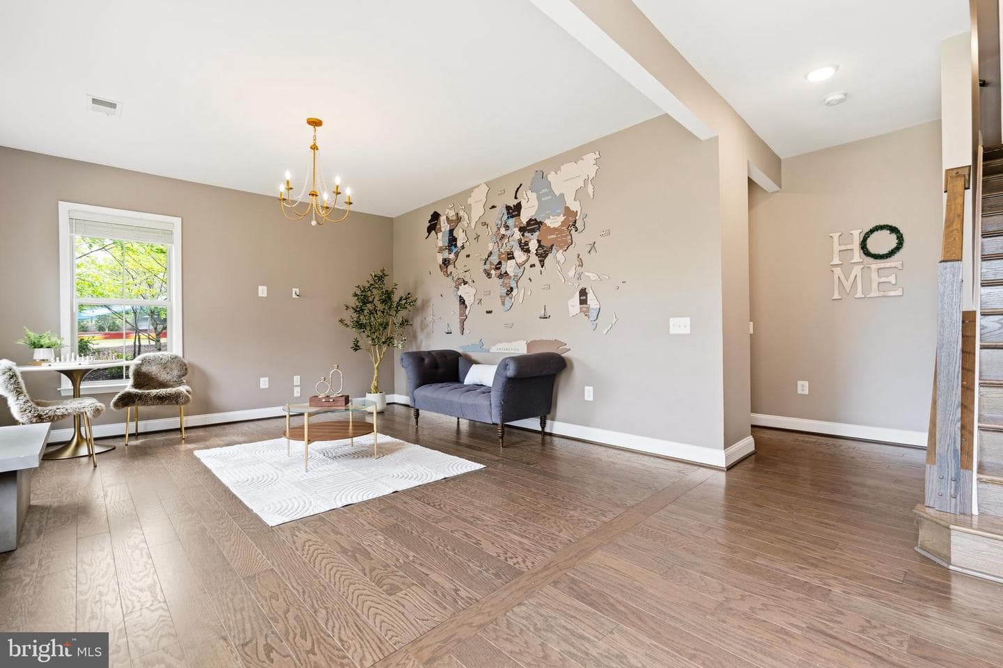 2011 Alder Lane photo 3
