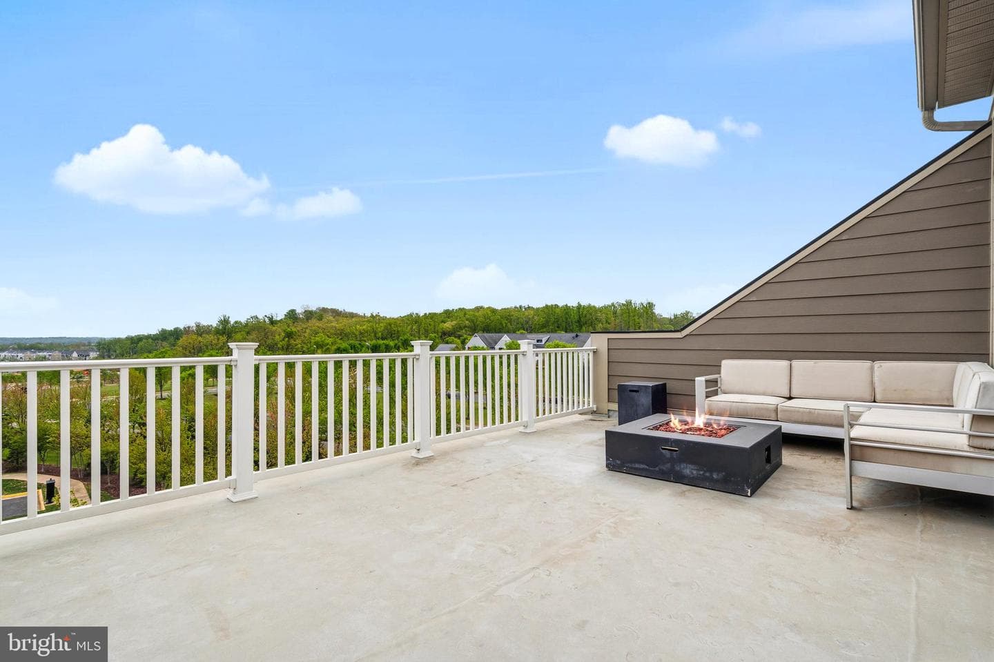 2011 Alder Lane photo 37