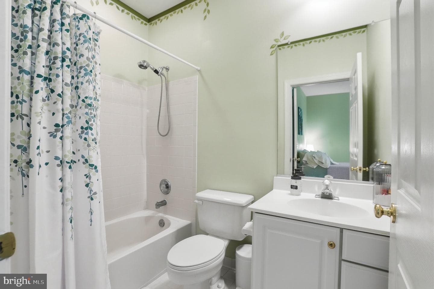 7858 Meadowgate Drive photo 10