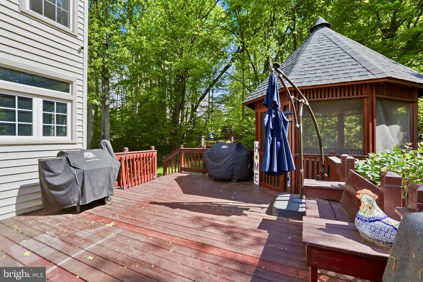 7858 Meadowgate Drive photo 14