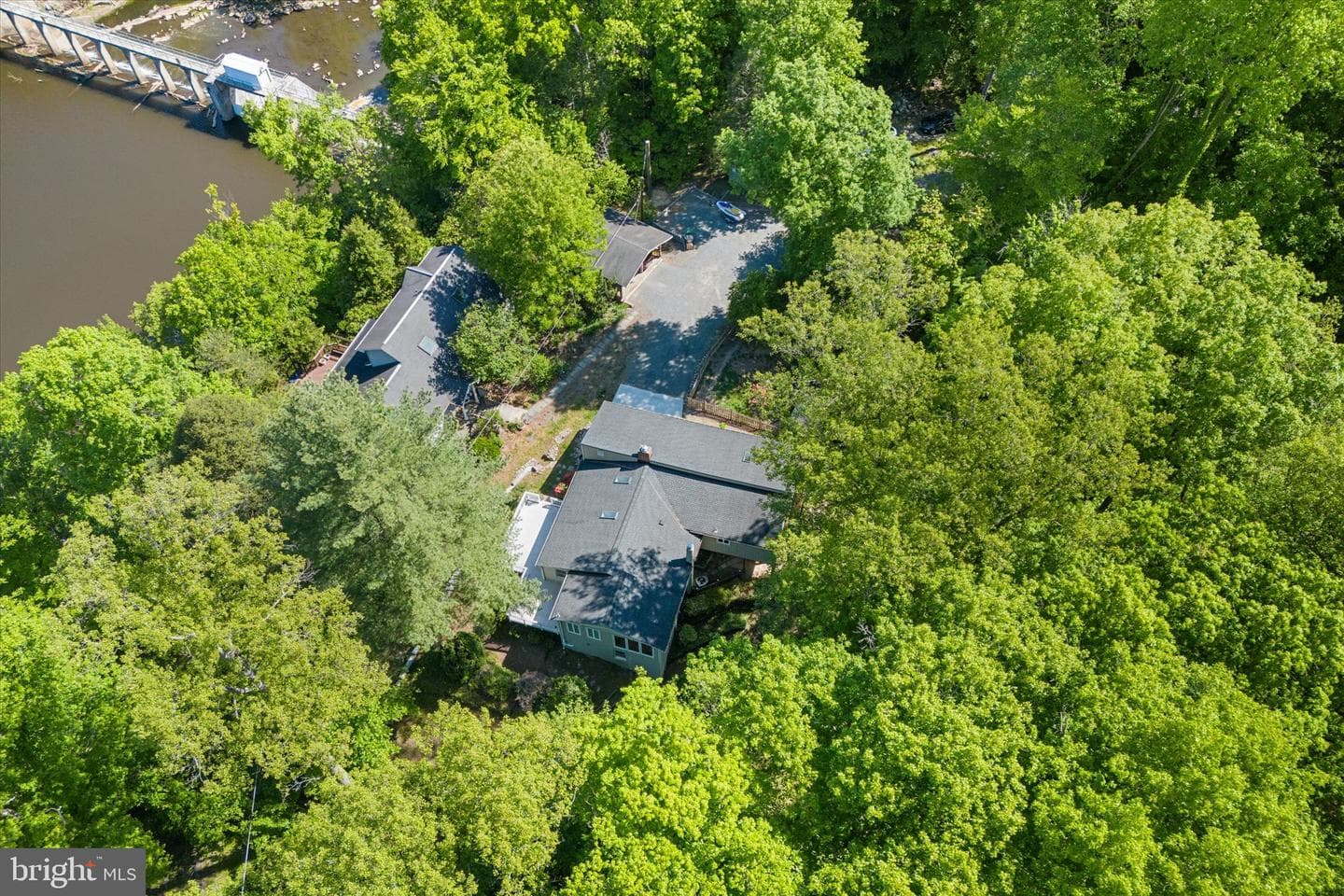 8221 Hickory Hill Drive photo 58