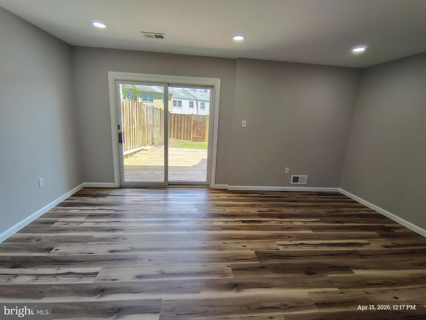 14627 Bakersfield Street photo 15