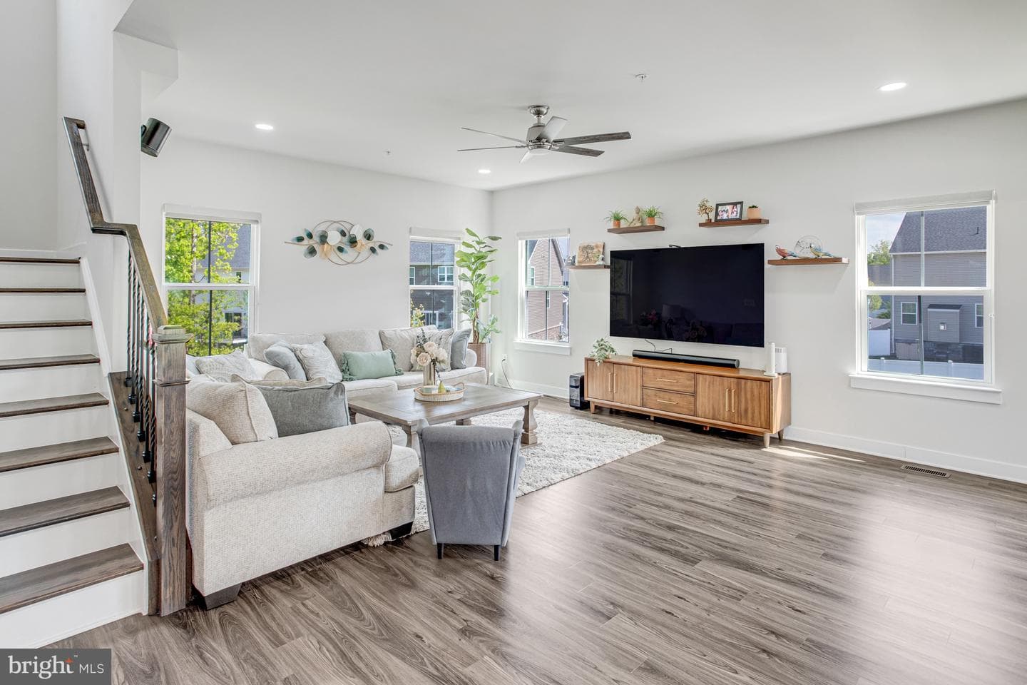 7464 Port Tavern Court photo 10