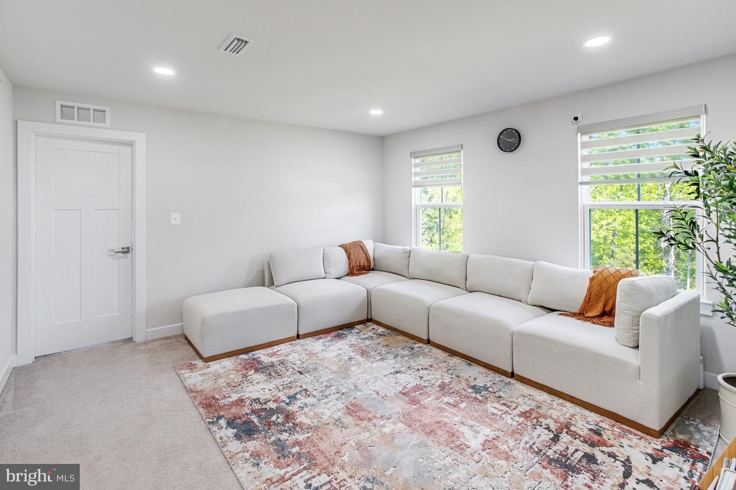 7464 Port Tavern Court photo 14