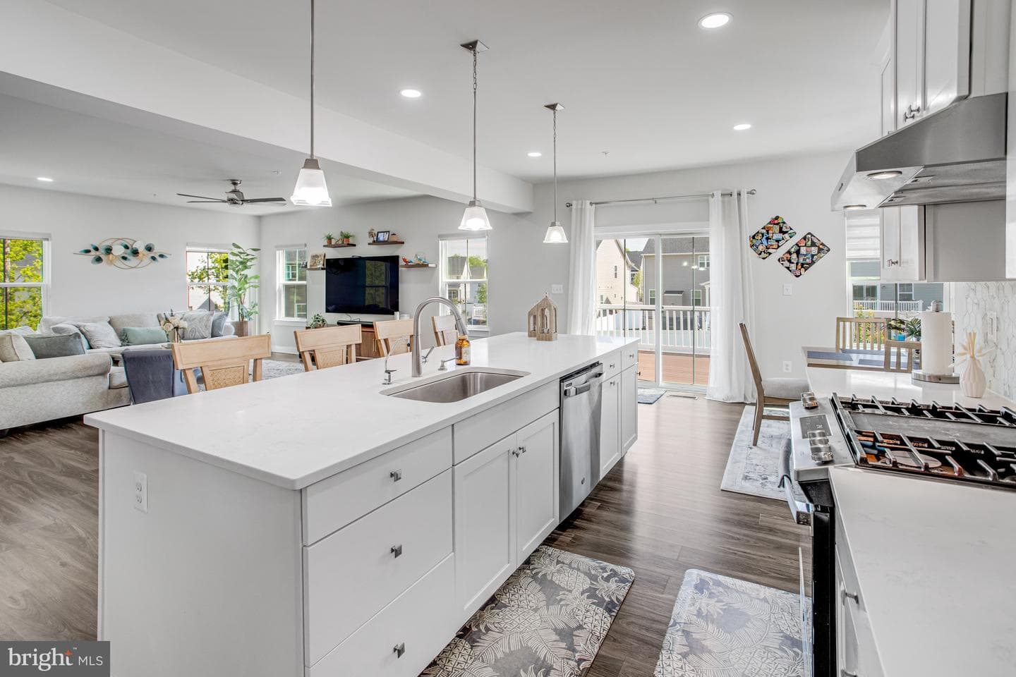 7464 Port Tavern Court photo 15