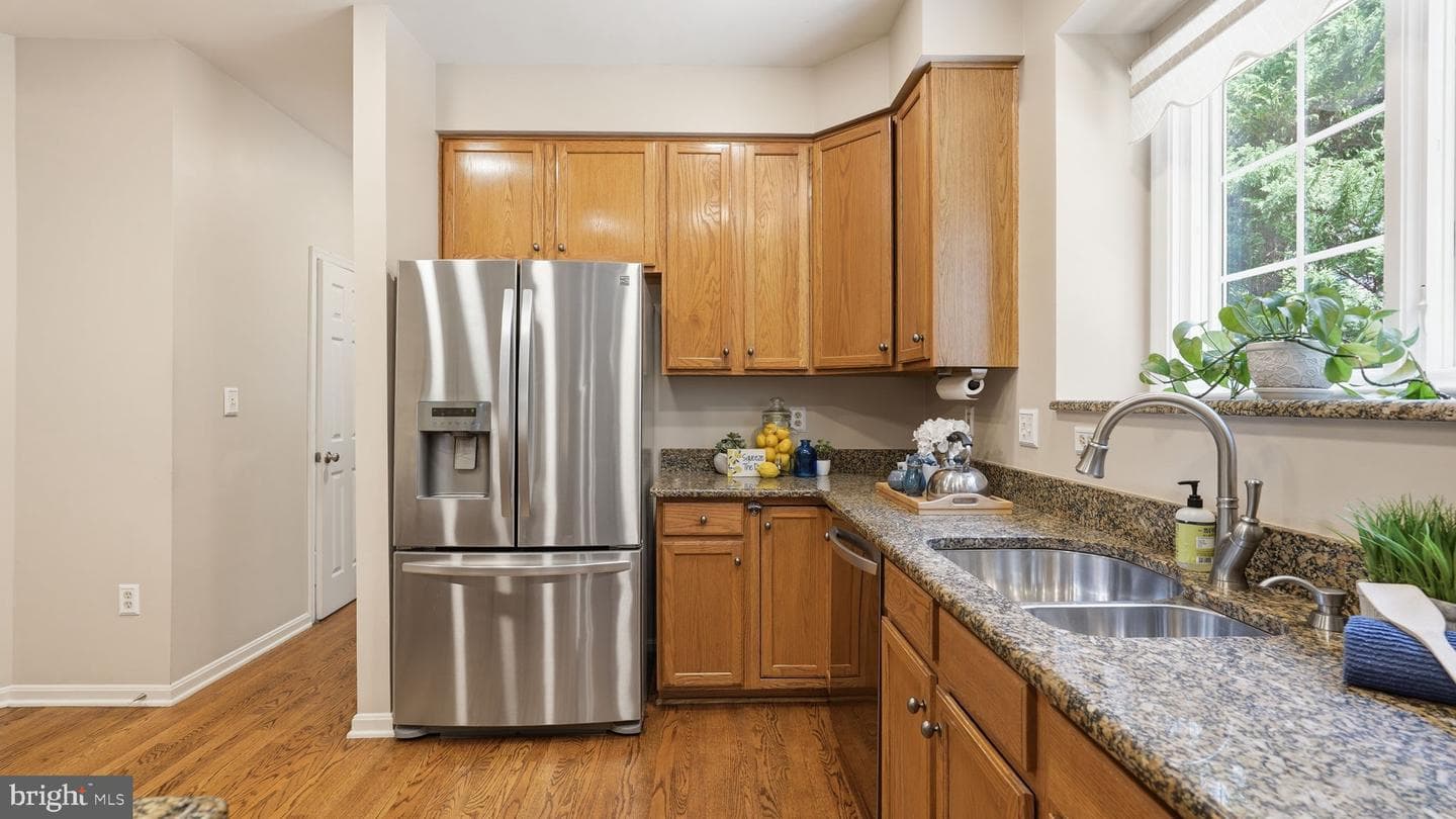 4281 Wiltshire Place photo 16