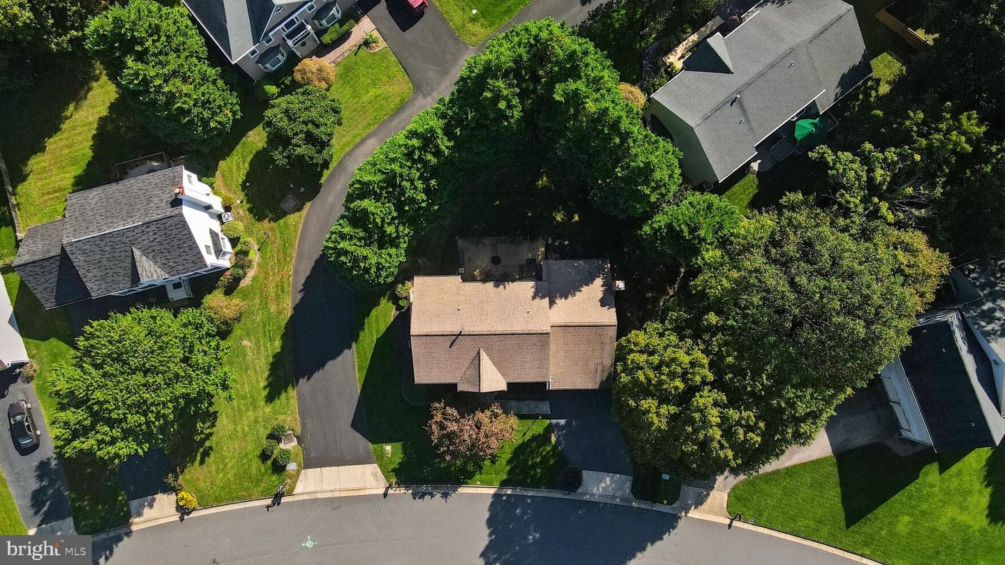 4281 Wiltshire Place photo 44