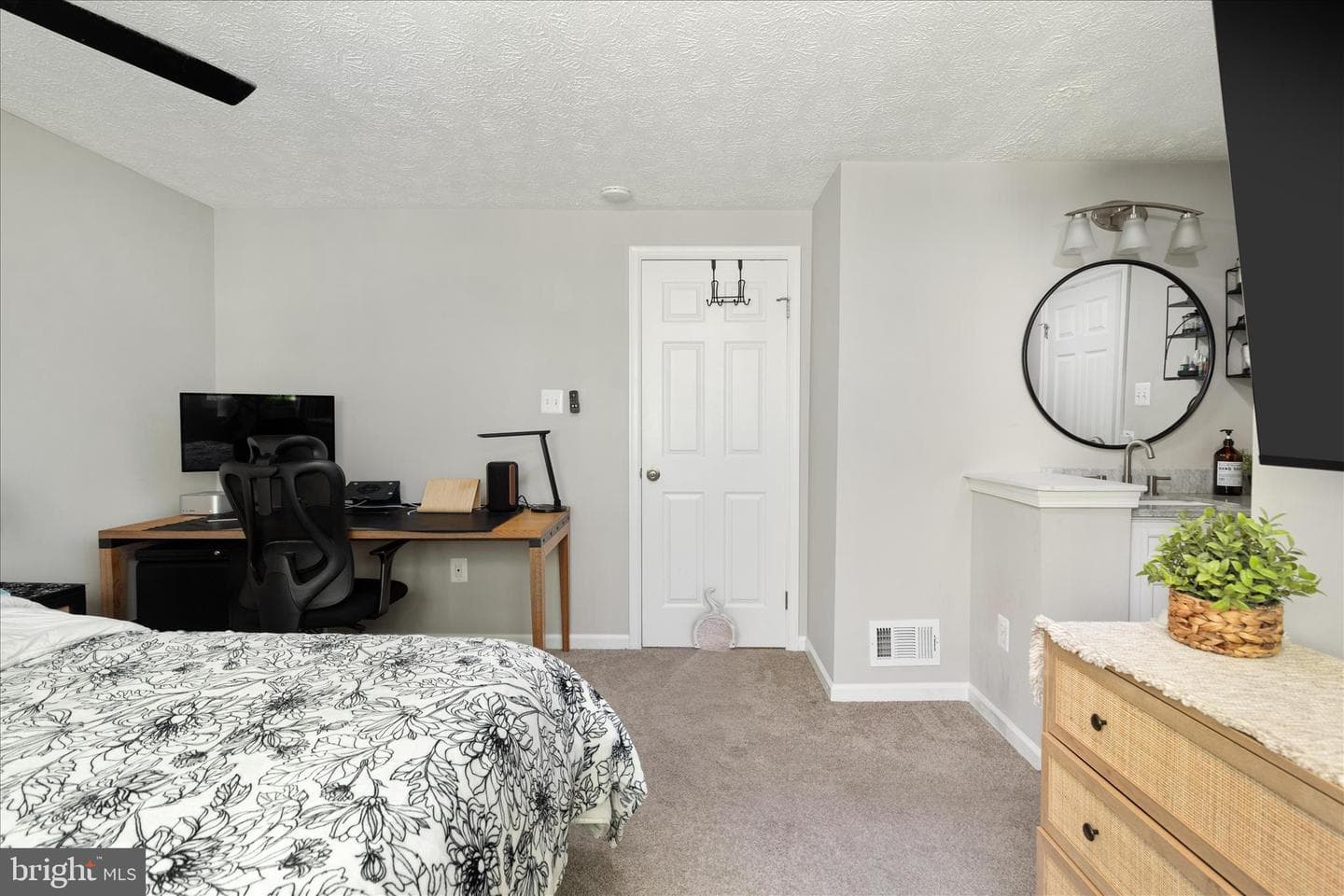 14777 Winding Loop photo 15