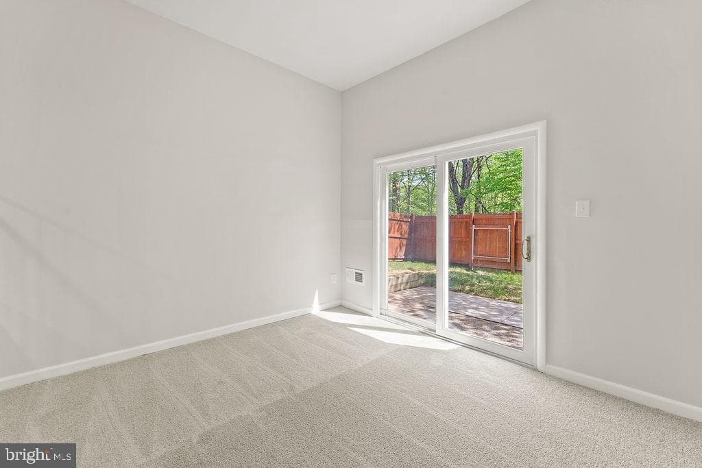 14724 Barksdale Street photo 16
