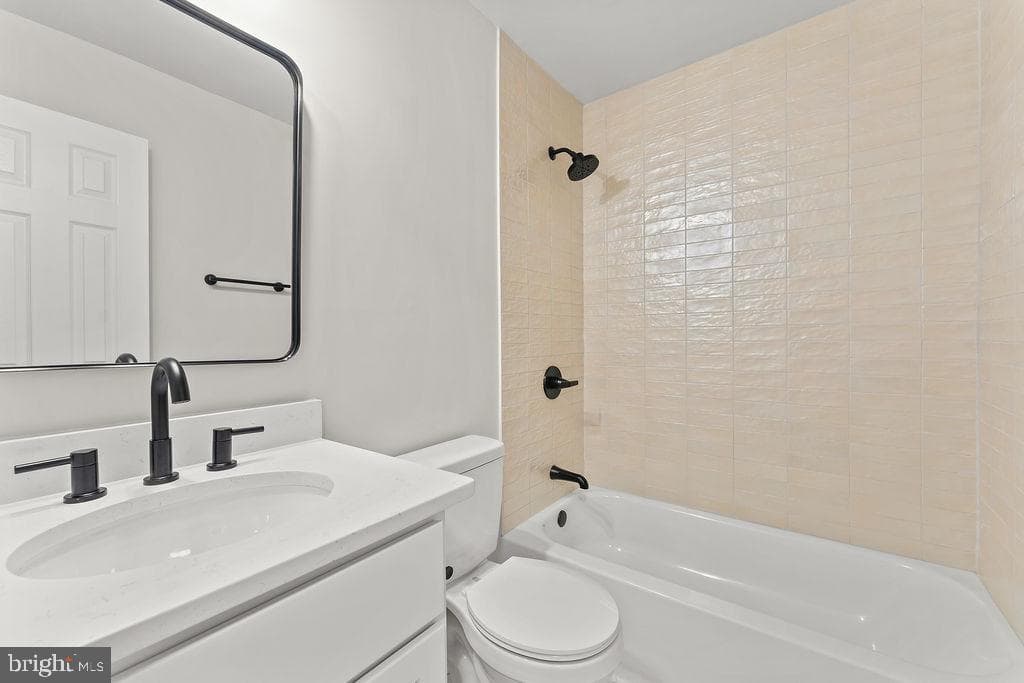 14724 Barksdale Street photo 22