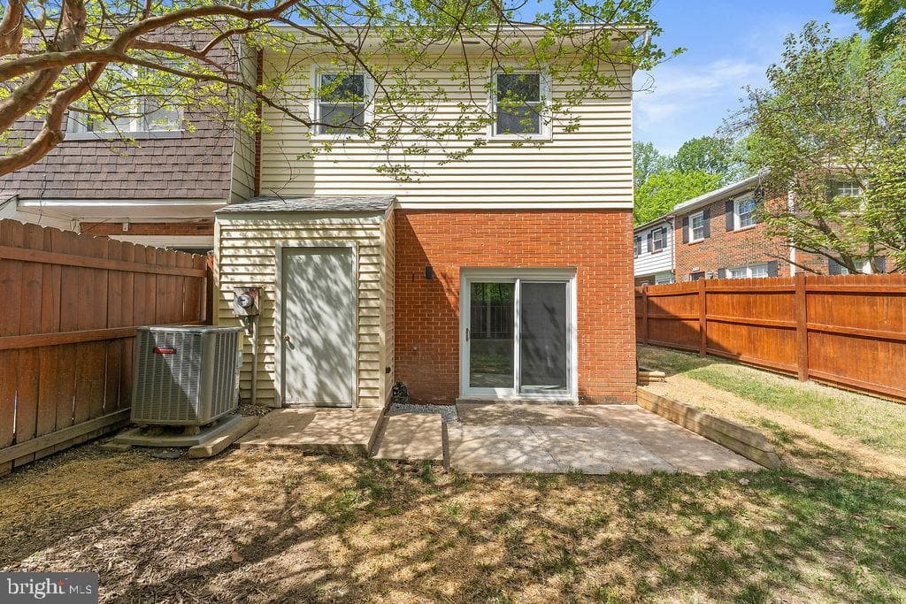 14724 Barksdale Street photo 36