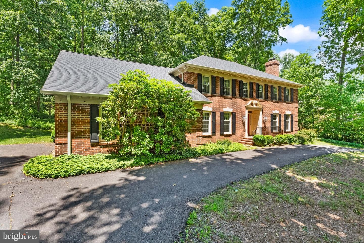 4560 Lynn Forest Drive photo 11