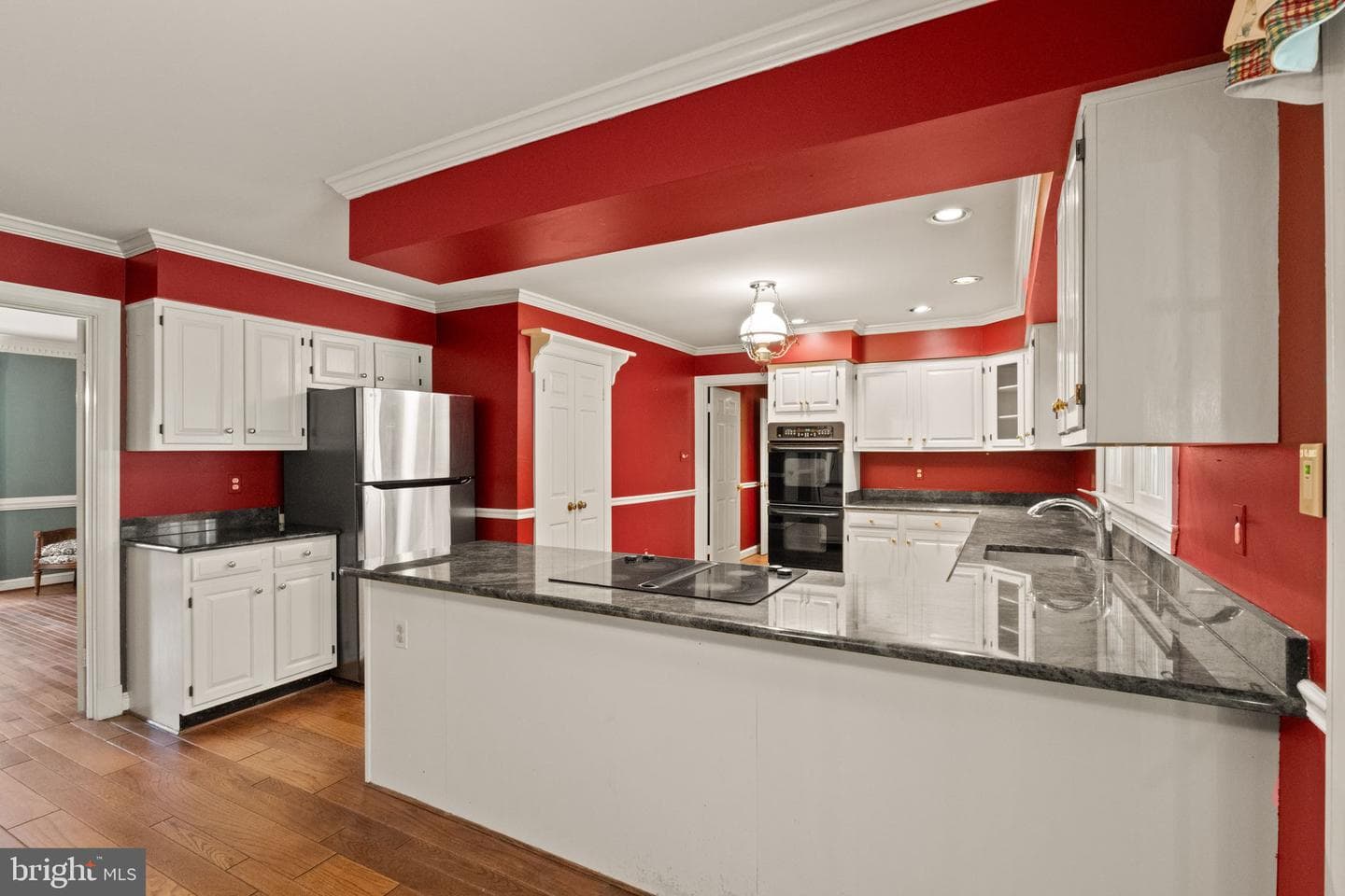 4560 Lynn Forest Drive photo 28