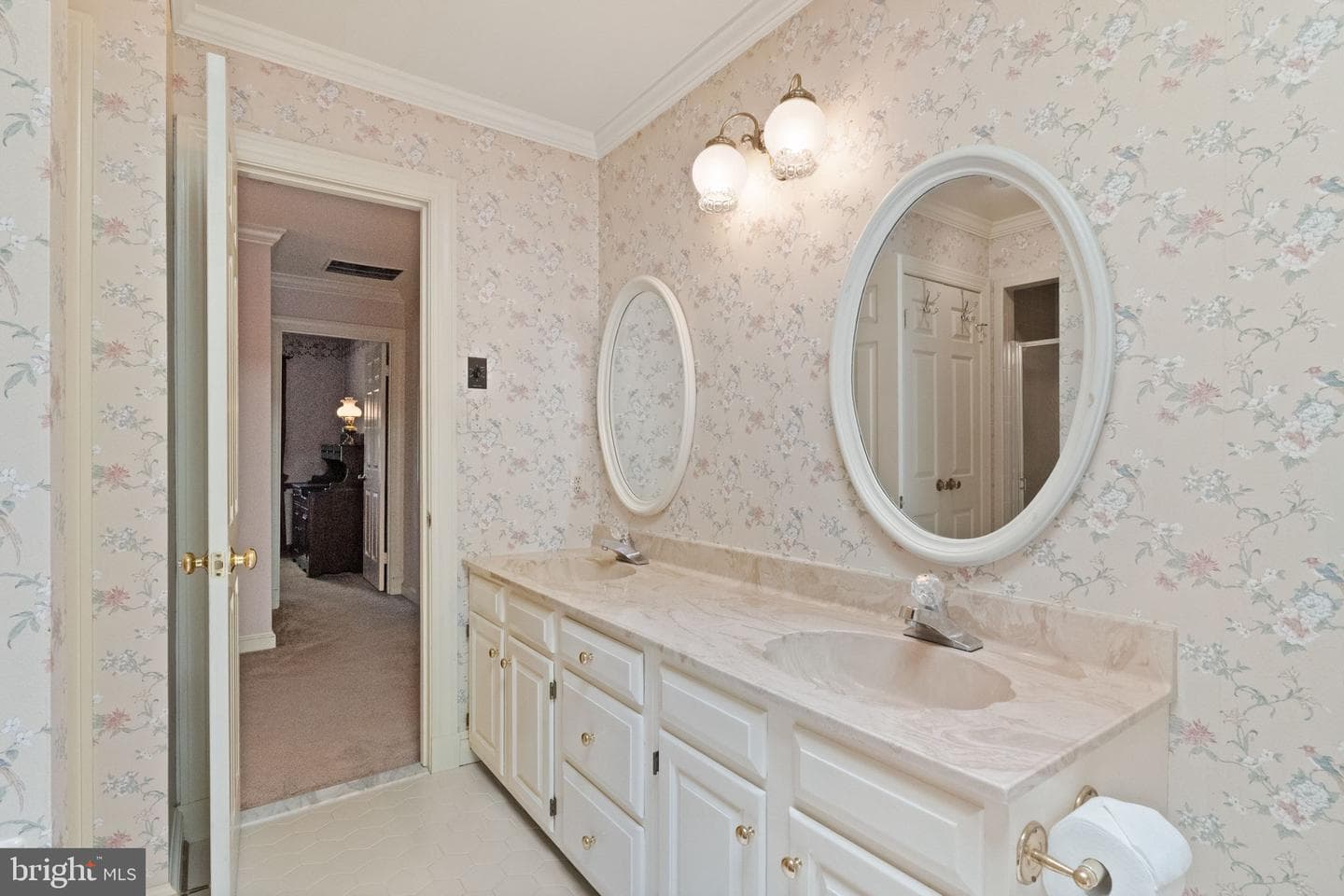 4560 Lynn Forest Drive photo 52