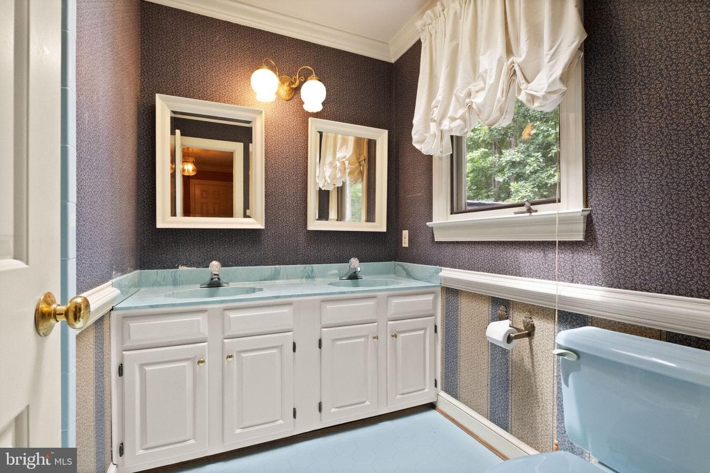 4560 Lynn Forest Drive photo 58
