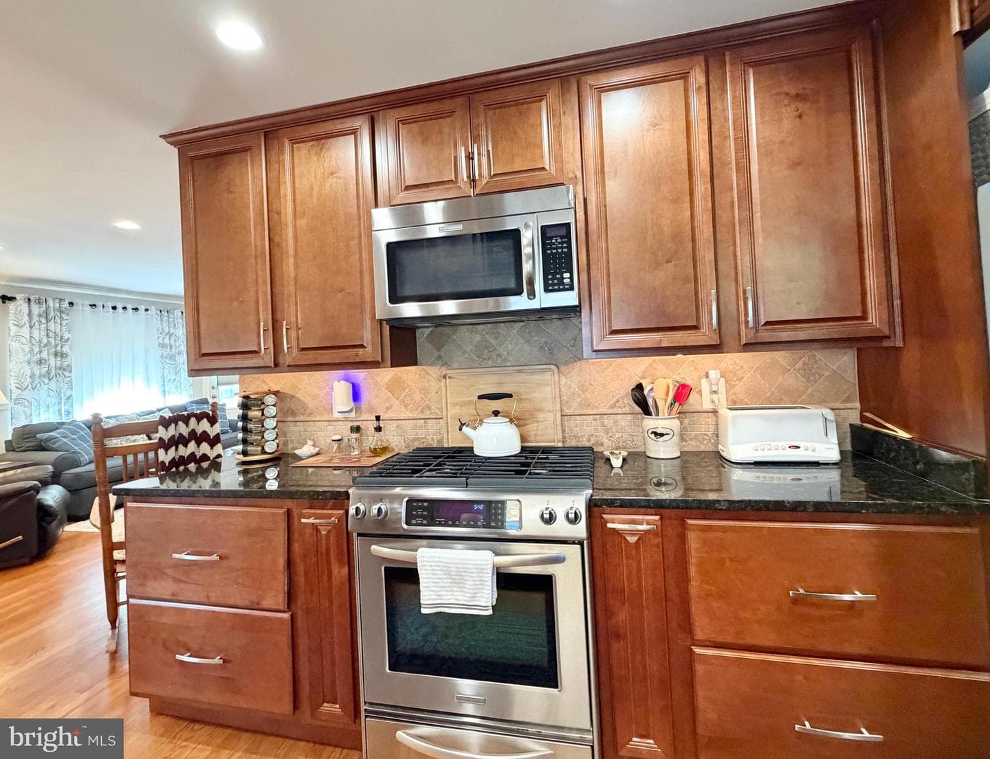 13525 Wood Street photo 16