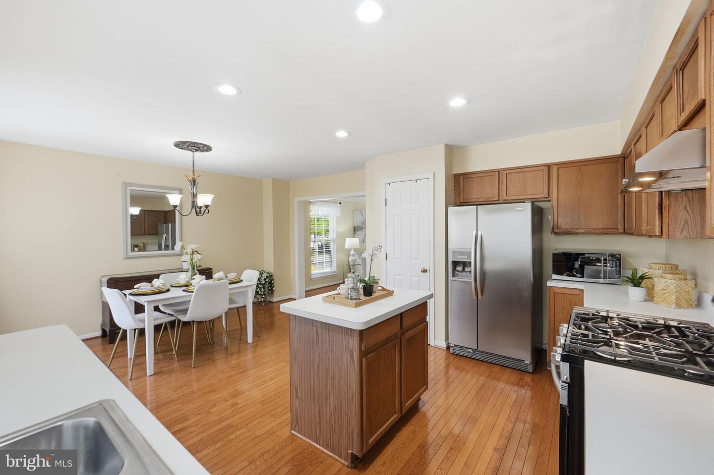3940 Brickert Place photo 10
