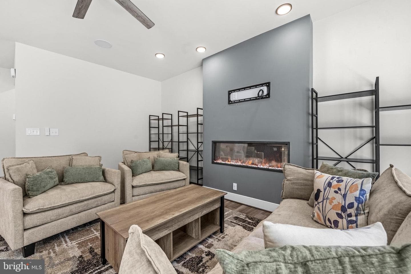 2020 Silver Sycamore Lane photo 17