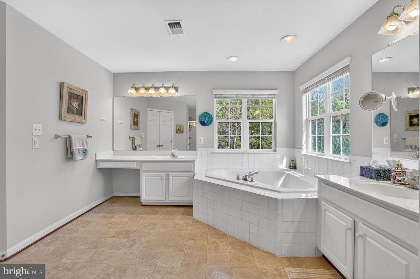 10029 Bonnykelly Court photo 4