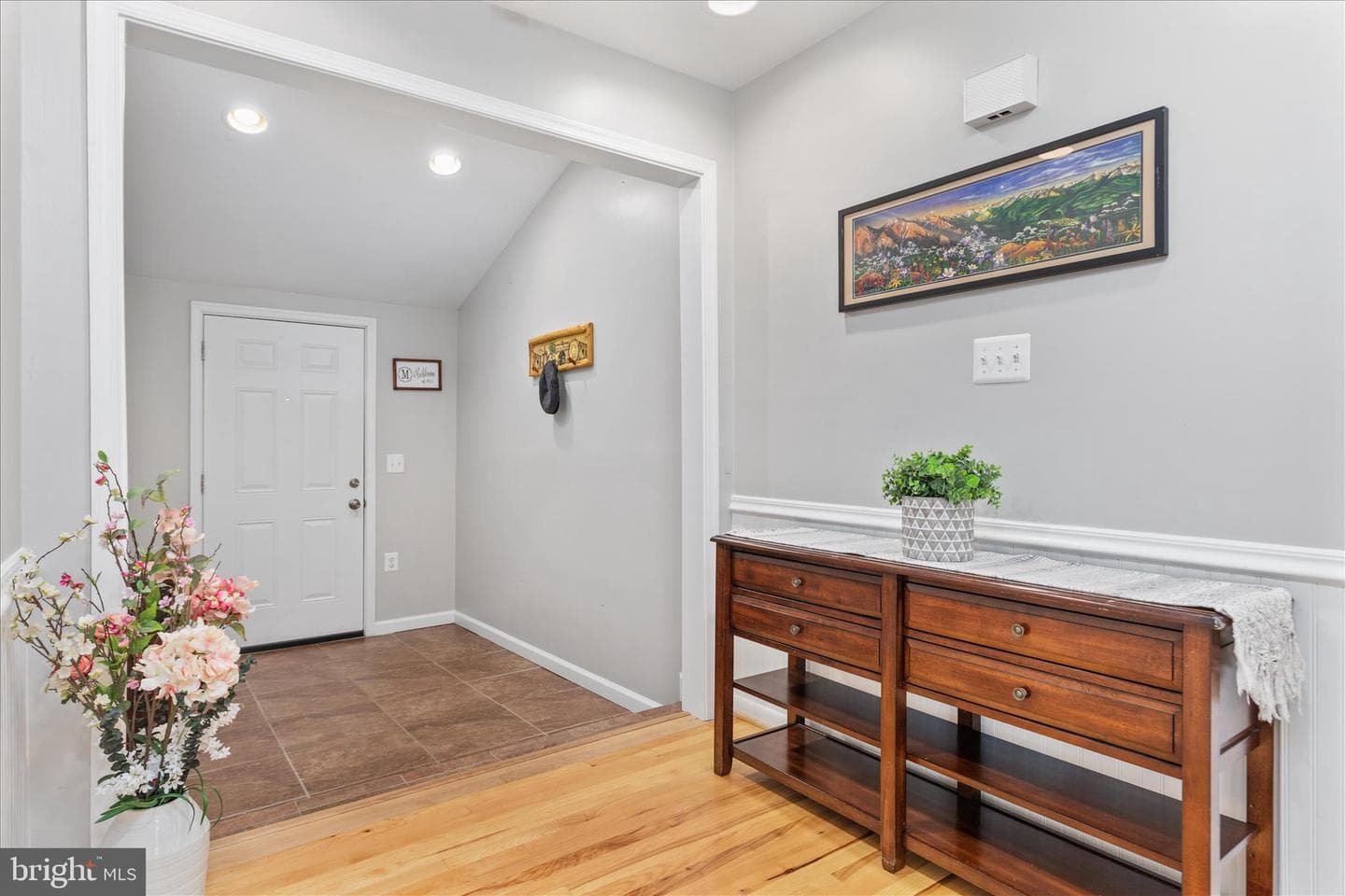 7821 Ontario Road photo 4
