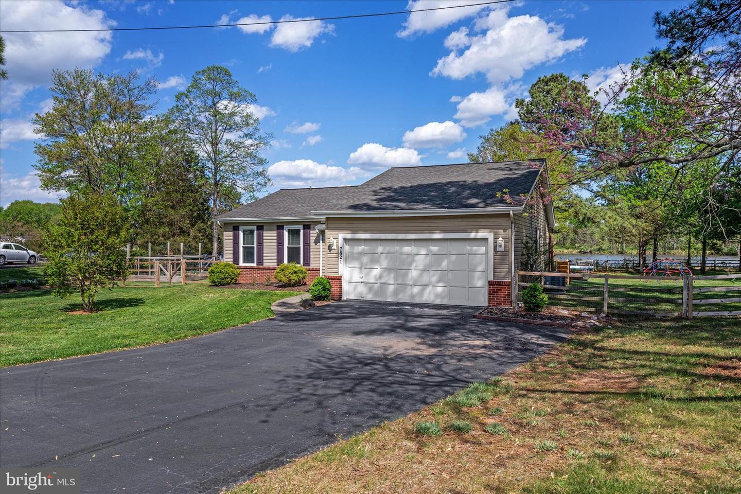 7821 Ontario Road photo 42